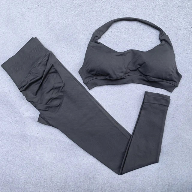 2 Pieces Yoga Set Women Seamless Scrunch Leggings Set Halter Sports Bra Fitness Gym Set Workout Clothes Sportswear