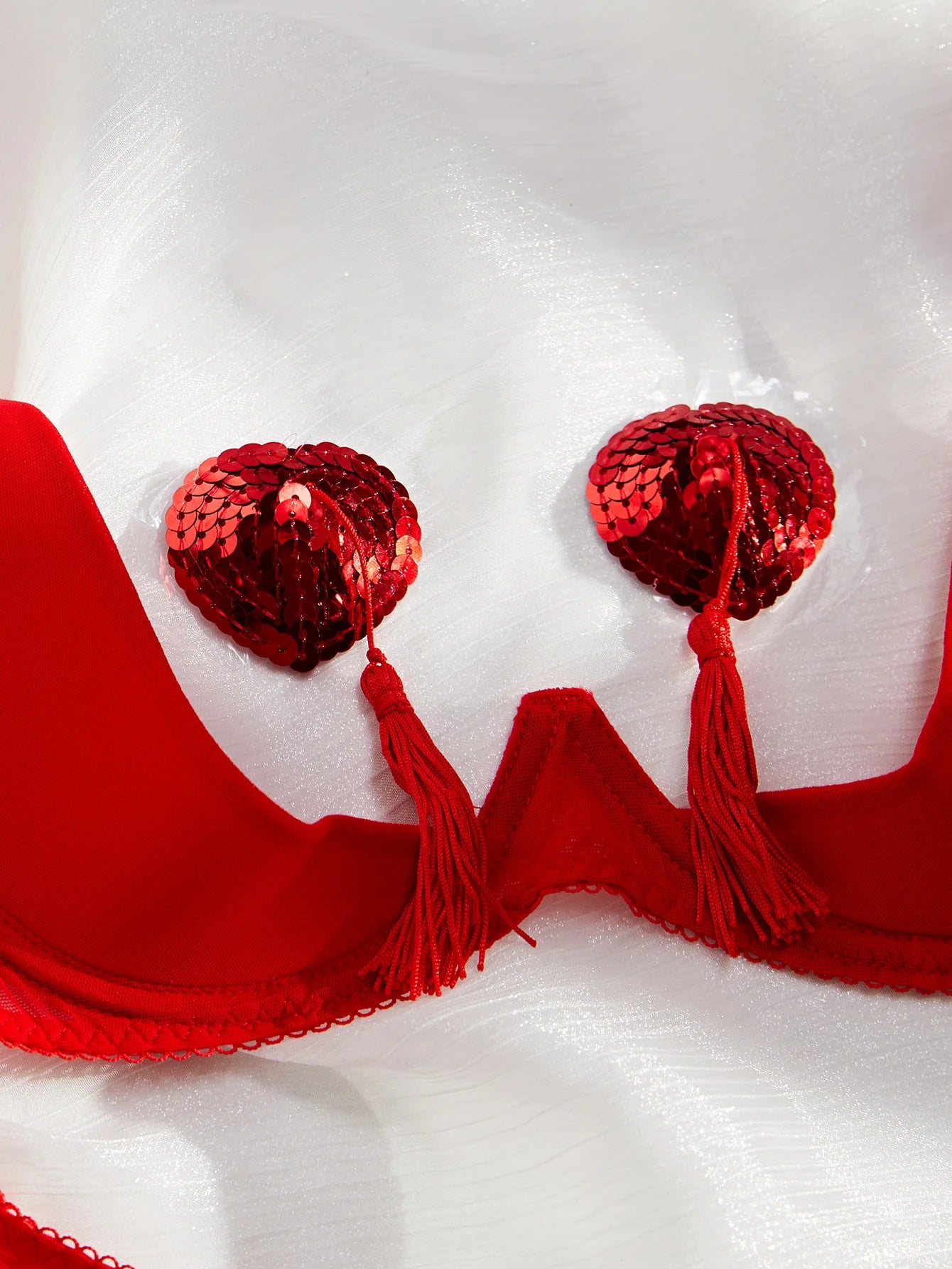 Bra Set Breast revealing deep V-shaped binding strap tassel hollow out sexy lingerie sexy set diamond girl bra and panties sets