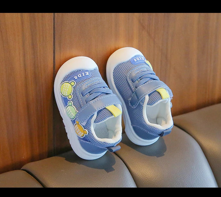 Toddler Girls Walking Shoes Toes Capped Kids Casual Shoes Breathable 2024 New Fashion Children Flat Shoes with Cute Bears Sweet