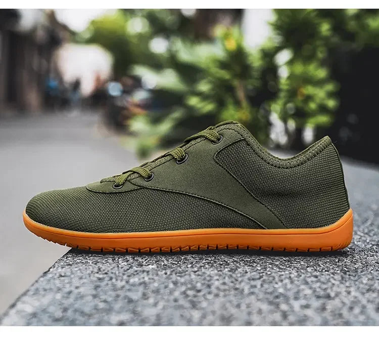 Men's barefoot walking shoes with wide toe and scattered minimalist shoes, suitable for gyms, driving offices.