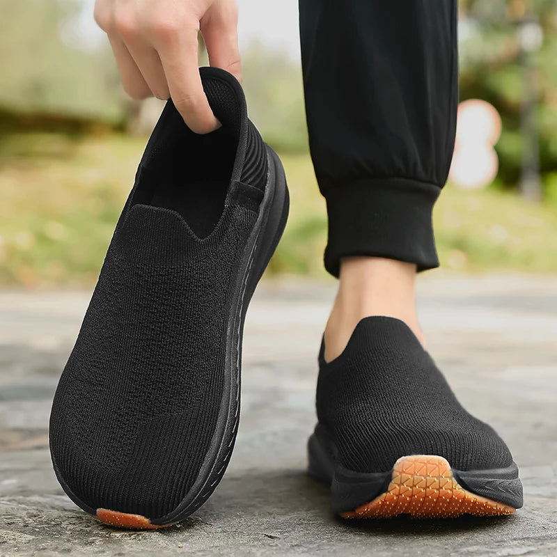 Slip on Wide Toe Men Barefoot Shoes Outdoor Casual Sneakers Breathable Lightweight Walking Running Shoes Zero Soles Sport Shoes