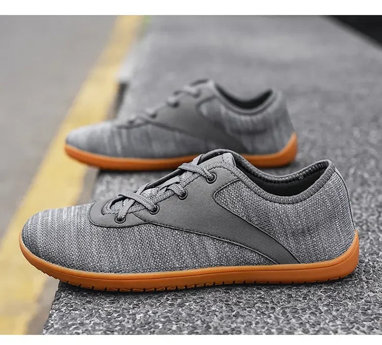 Men's barefoot walking shoes with wide toe and scattered minimalist shoes, suitable for gyms, driving offices.