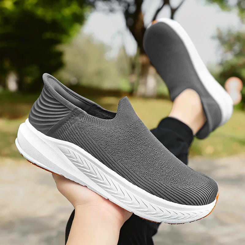 Slip on Wide Toe Men Barefoot Shoes Outdoor Casual Sneakers Breathable Lightweight Walking Running Shoes Zero Soles Sport Shoes