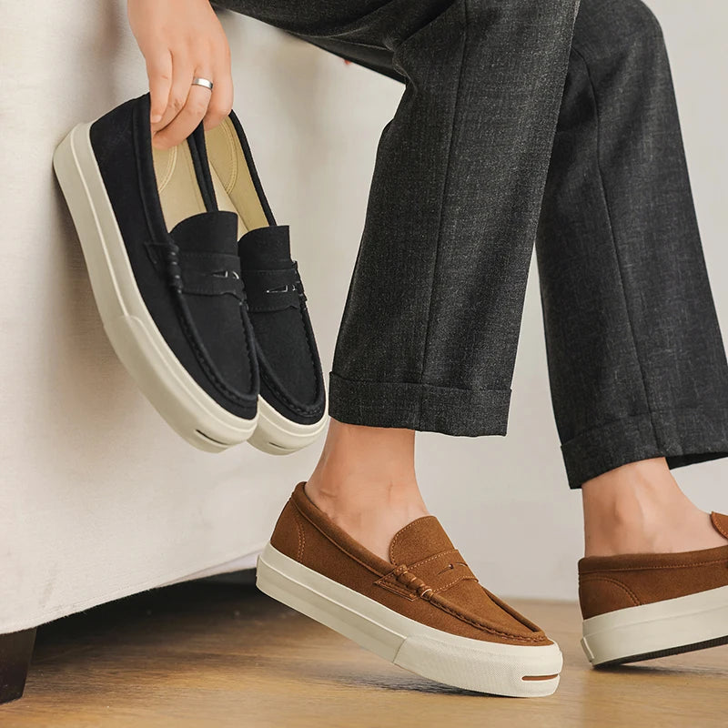 Men's Vulcanized Shoes: Niche, Light Luxury, Solid Color, Retro Style, Flat Heel, Split-on, Lazy Soft-soled Casual Walking Shoes
