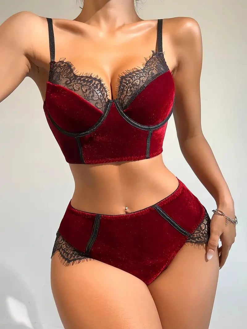 2-Piece Flocked Bra And Panty set For Women, Matching Lace Underwired Bra Set, Hollow Design At The Back Of The Pants, Soft And