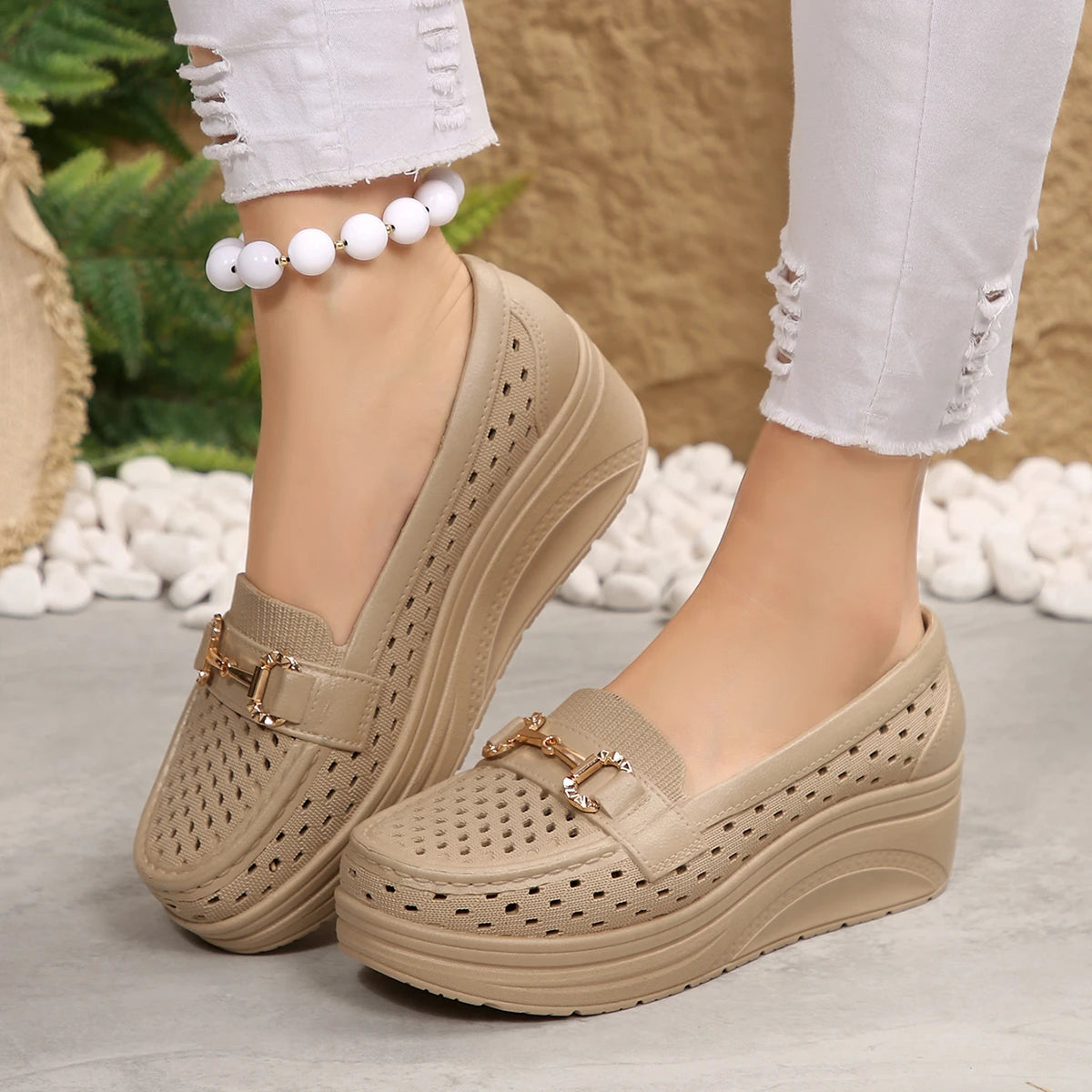 Spring Summer Hot-selling Comfortable Thick-soled Non-slip Sports Shoes for Women Fashion New Breathable Sexy Wedge Work Shoes