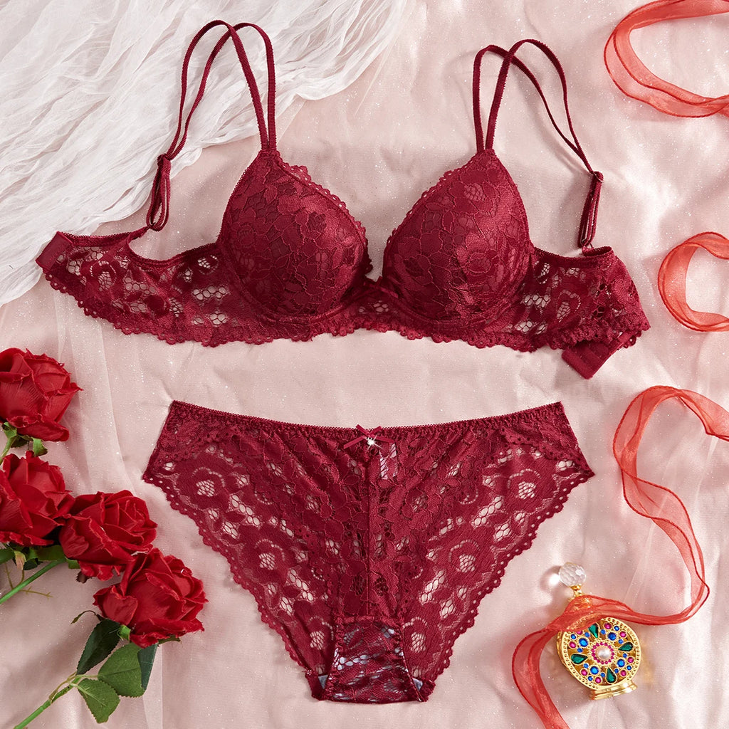 6-Piece Set Women's Bra and Panties Set Sexy Patterned Lace Patchwork No Lining Comfortable Fitting Women's Push-Up Bra Women's Underwear Set
