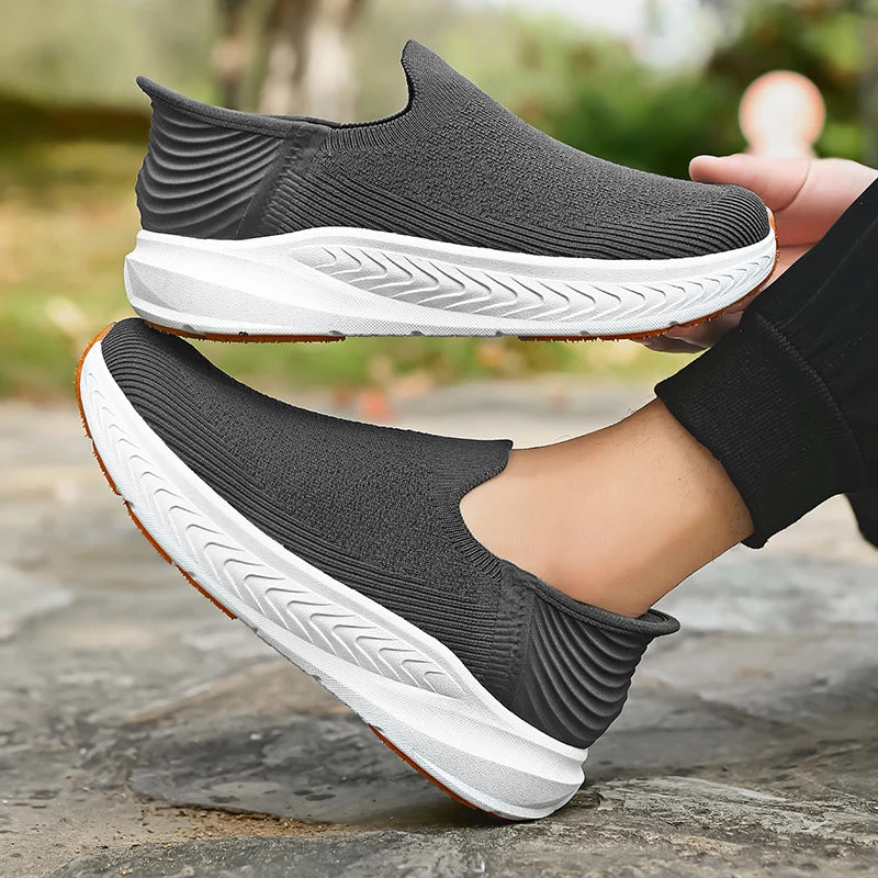Slip on Wide Toe Men Barefoot Shoes Outdoor Casual Sneakers Breathable Lightweight Walking Running Shoes Zero Soles Sport Shoes