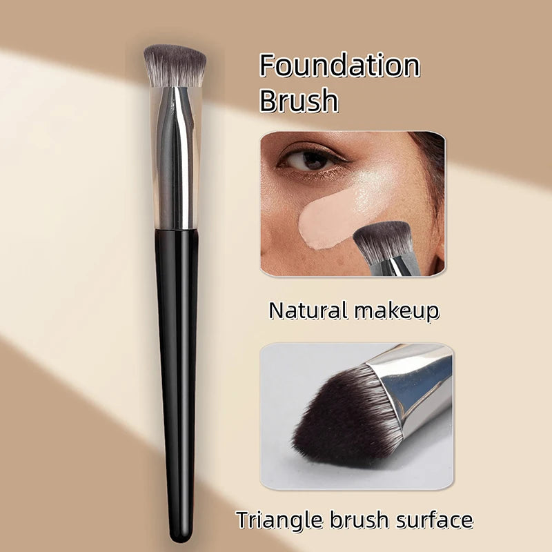 Concealer cosmetic brush