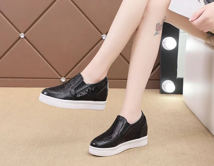 Spring Autumn Slip On Shoes for Women Y2k Fashion Trends 2025 Comfortable and Elegant Korean Original Offer New Woman Footwear