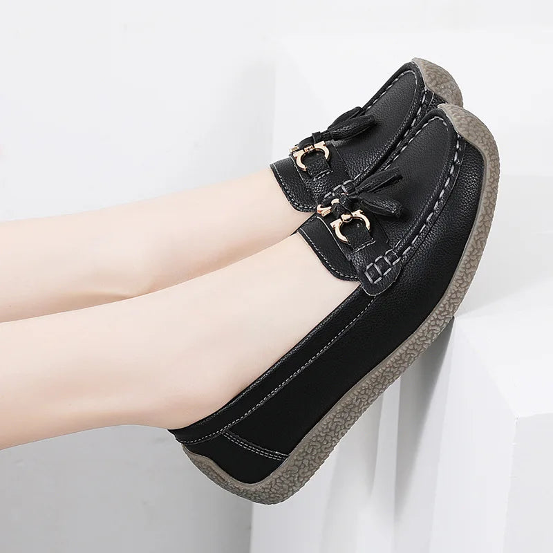 Women's Comfortable Loafers – Soft Sole Flat Shoes with Metal Buckle for Casual Daily Wear and Office Use zapatos para mujer