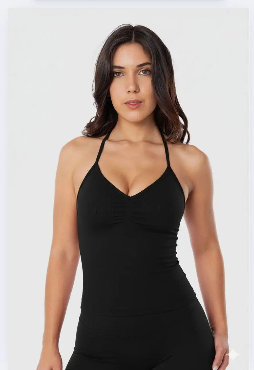 eamless Yoga Set Women Yoga Scrunch Leggings Set Strappy Halter Sports Bra Fitness Gym Clothing Workout Set