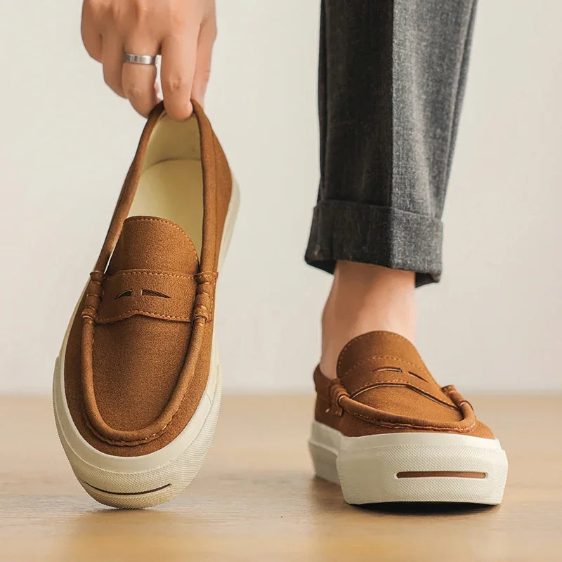 Men's Vulcanized Shoes: Niche, Light Luxury, Solid Color, Retro Style, Flat Heel, Split-on, Lazy Soft-soled Casual Walking Shoes