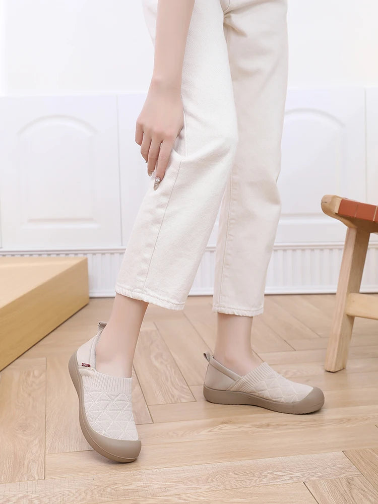 Women's casual sports shoes 2025 new multi-occasion can wear comfortable shoes light cloth home shoes