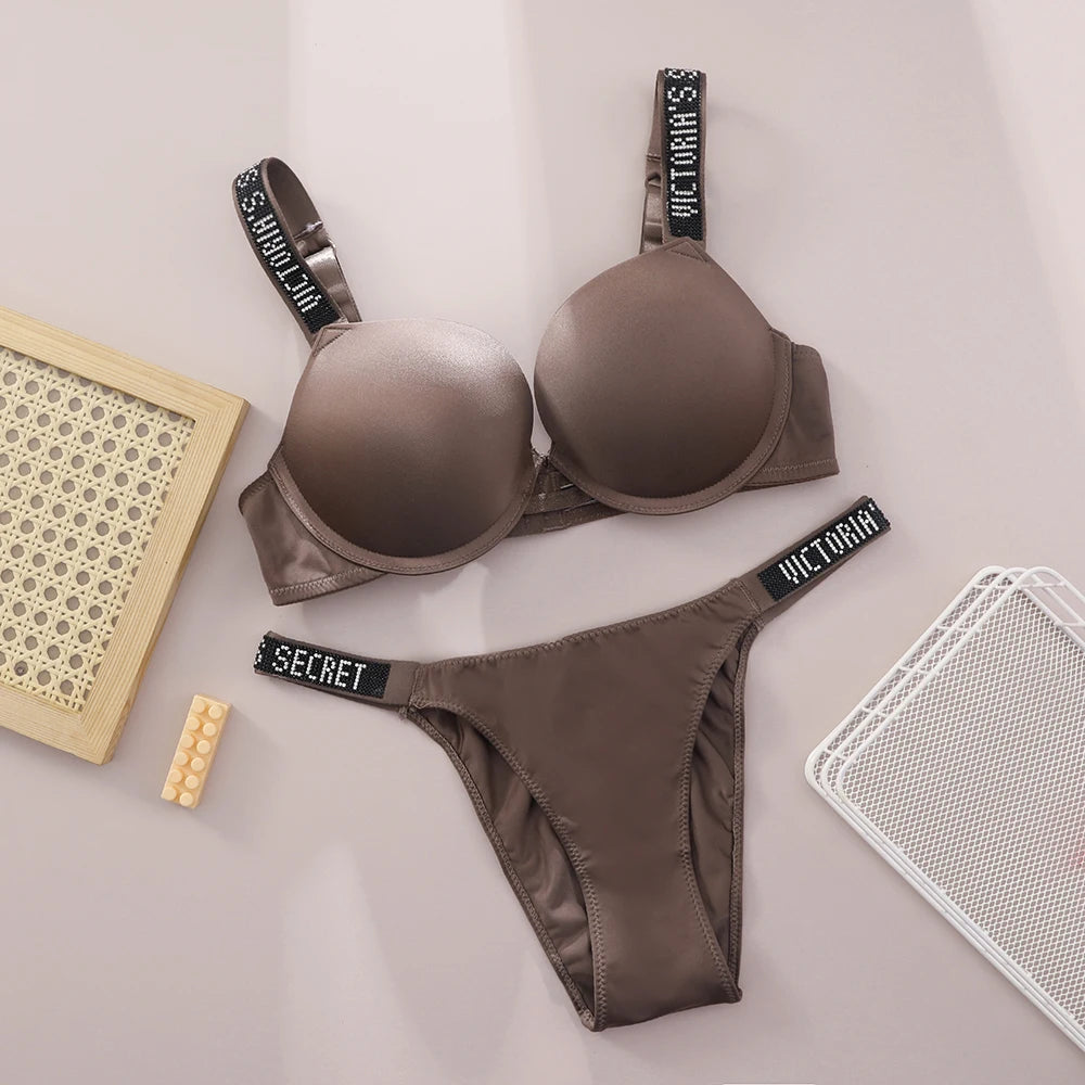 Sexy Bra and Panty Set Comfortable push up Shapewear Adjustable Padded Gathered New V Lace Lingerie Set Bra and Brief Women's