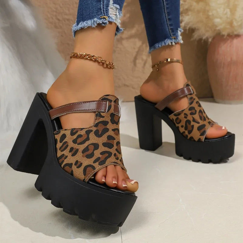 Round Toe Open Toe Slippers Sandals Platform Anti-Slip Wear-Resistant High Heels Women's Summer New Outside Chunky Heel Shoes