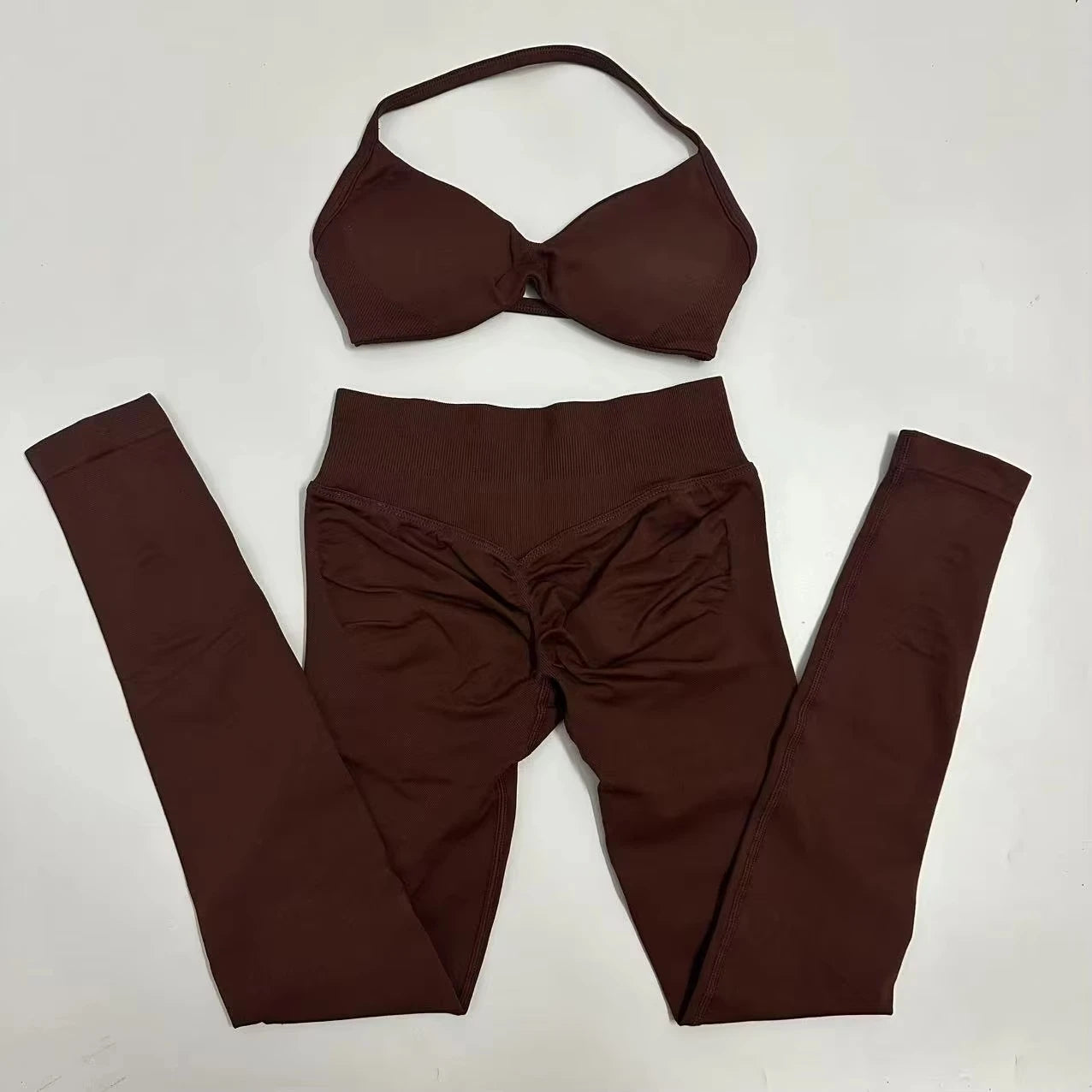 eamless Yoga Set Women Yoga Scrunch Leggings Set Strappy Halter Sports Bra Fitness Gym Clothing Workout Set