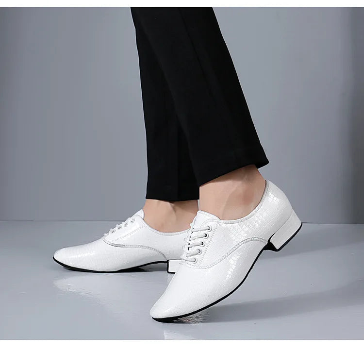 Men Modern Dance Shoes Man Outdoor Dance Leather Latin Jazz Shoes Indoor Suede Sole 2.5CM Heels Ballroom Waltz Shoes Stage Wear