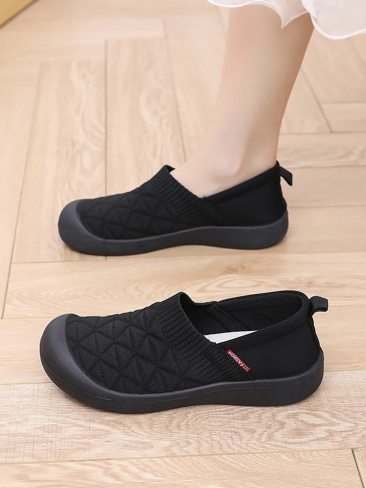 Women's casual sports shoes 2025 new multi-occasion can wear comfortable shoes light cloth home shoes