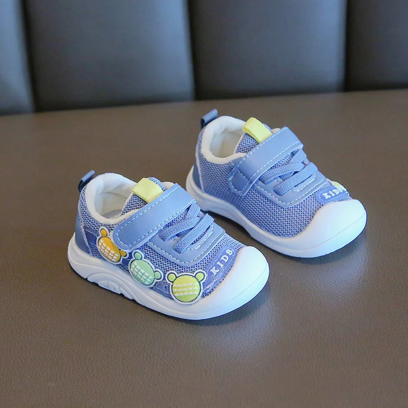 Toddler Girls Walking Shoes Toes Capped Kids Casual Shoes Breathable 2024 New Fashion Children Flat Shoes with Cute Bears Sweet