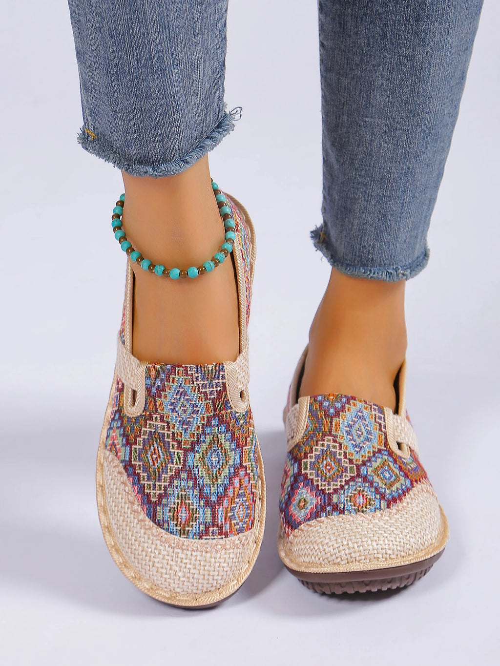 Super light shoes Women's shoes casual sports shoes are versatile They are soft-soled anti-slip and ethnic-style free shippiing