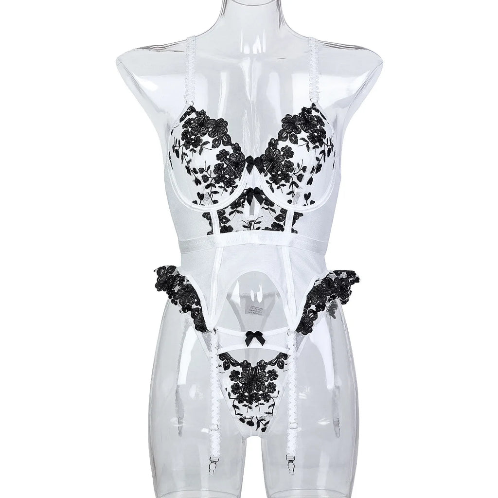 Lingerie Sexy Female Corset Sheer Stockings Garter Belt 3-Piece Erotic Set Suspender Lace Underwear Women OnlyFans Outfits