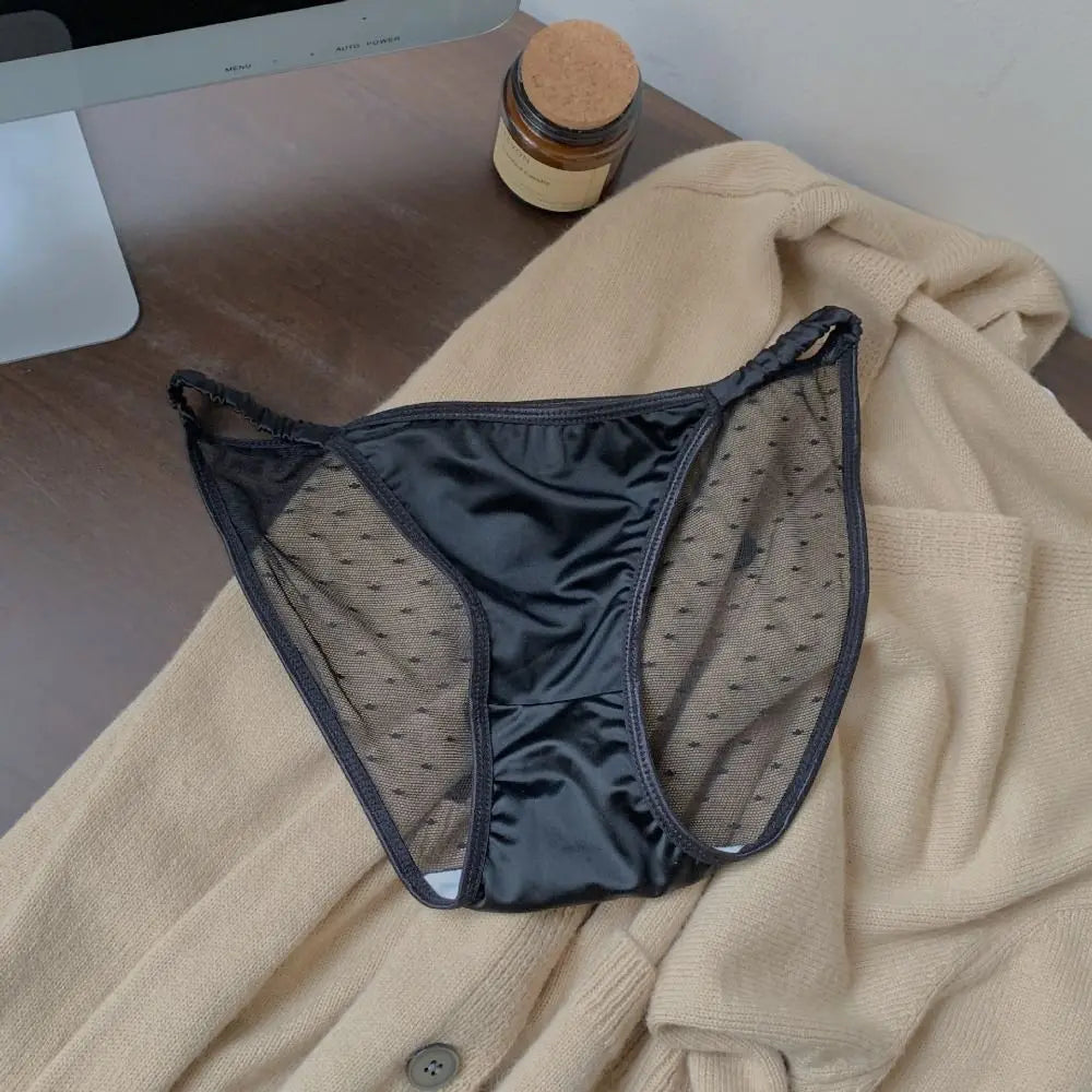 Lingerie Ice Silk Low Rise Briefs Women Korean Soft Seamless Lingerie Transparent Cotton Crotch Mesh Panties Smooth
