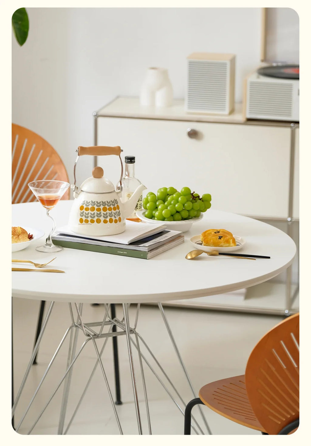 Portable Dining Table Folding Round Tables Kitchen Simple Removable Space Saves Modern Living Room and Dining Room Furniture
