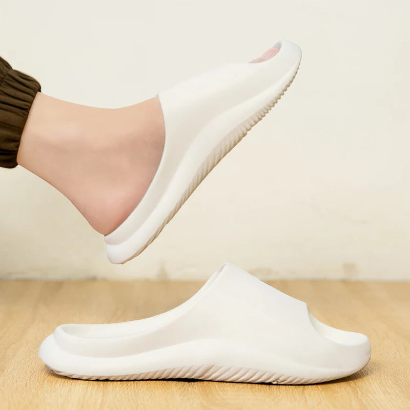 Men's Slippers Fashion Casual Home Sandals Non-Slip Wear-Resistant Soft Soles Couple Style Shoes Thick-Soled Outdoor Beach Shoes