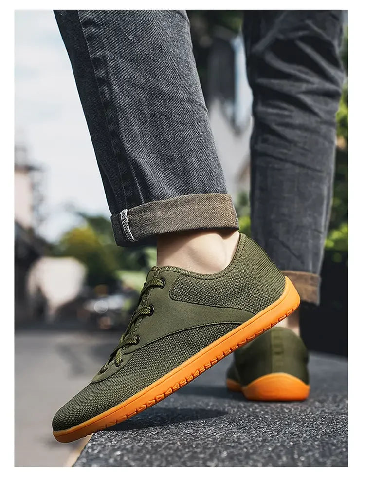 Men's barefoot walking shoes with wide toe and scattered minimalist shoes, suitable for gyms, driving offices.