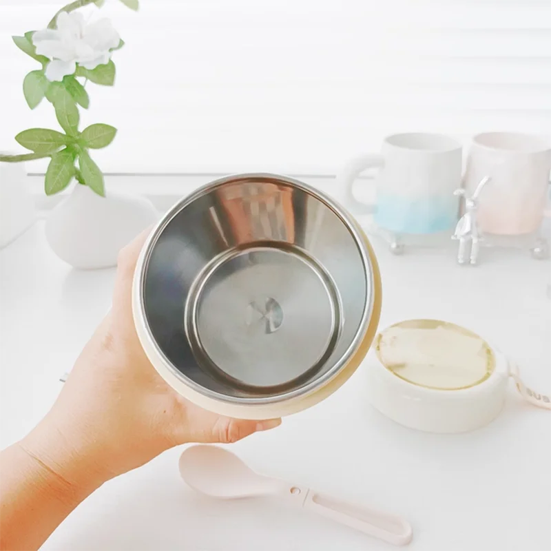 304 stainless steel thermos cup for office workers to take away portable mini thermal soup kettle rechargeable plug-in heating