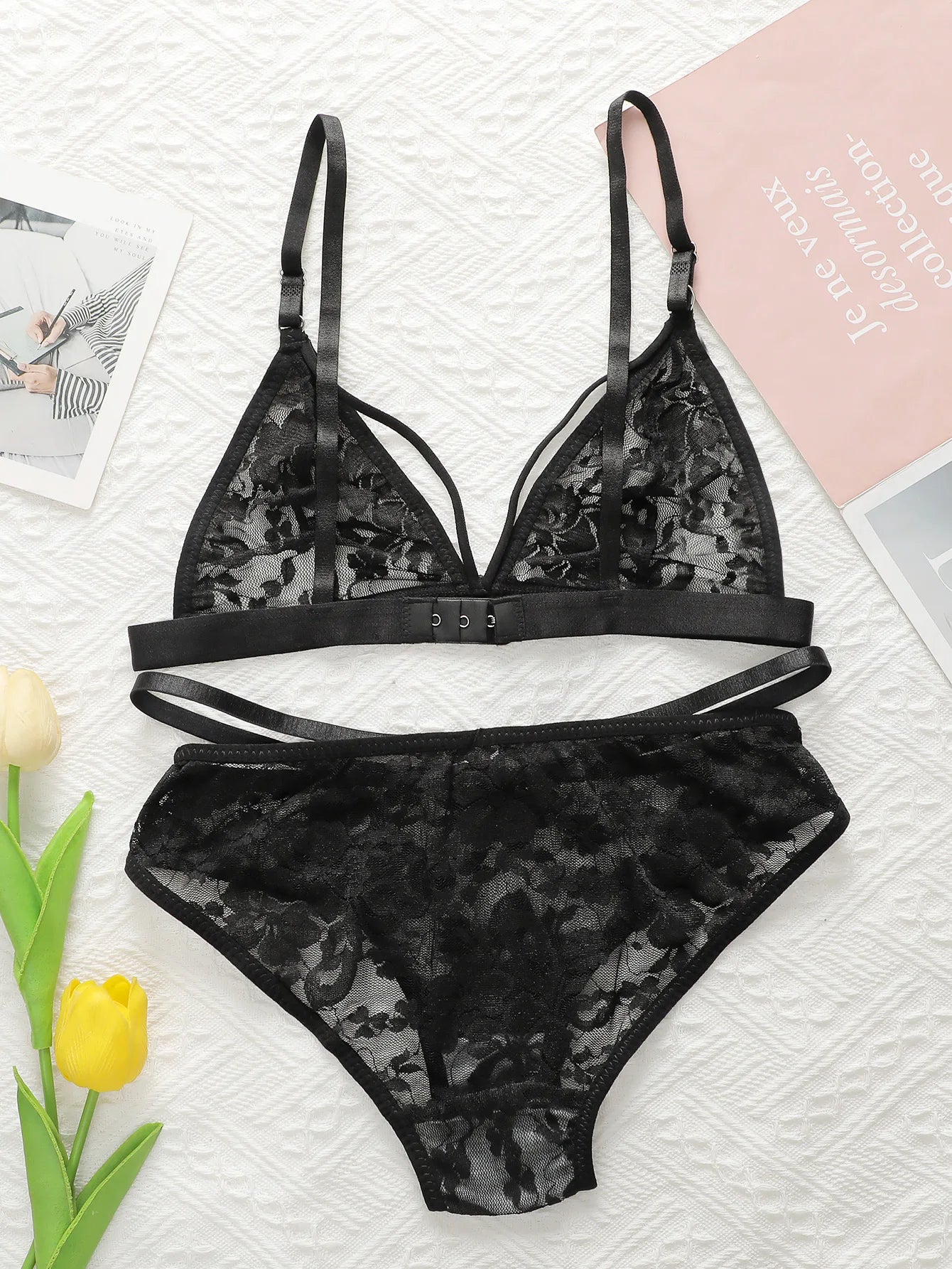 Women's Ultra-thin Lace Lingerie Two-piece Floral Lingerie Sexy Lingerie No Steel Hoop Push Up Bra A322