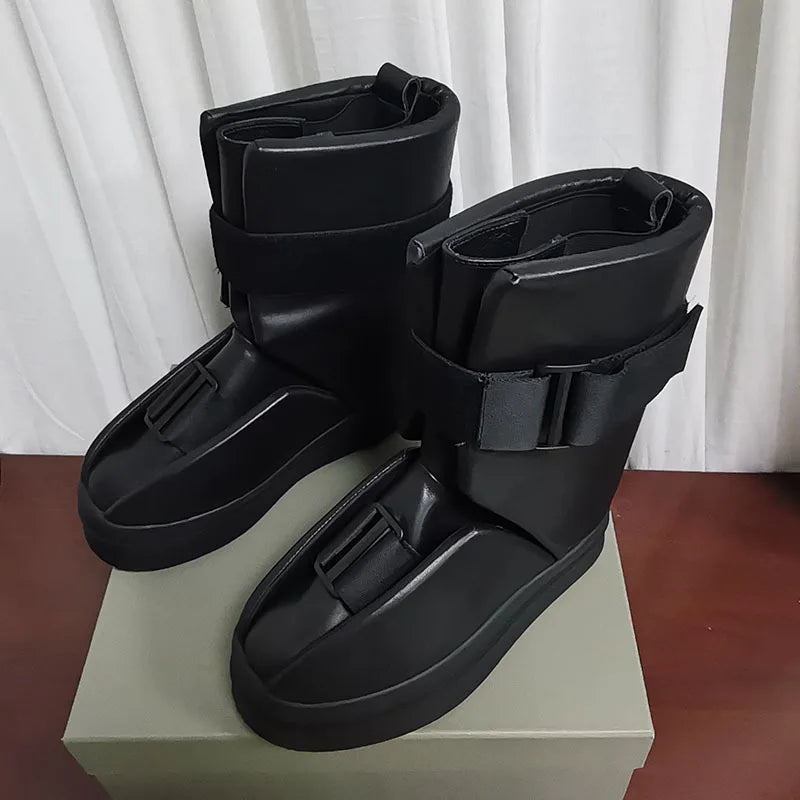 25ss Men Chelsea Boots Platform High Top Man Sneakers Gothic Heels Leather Luxury Vintage Trendy Designer Shoes Black