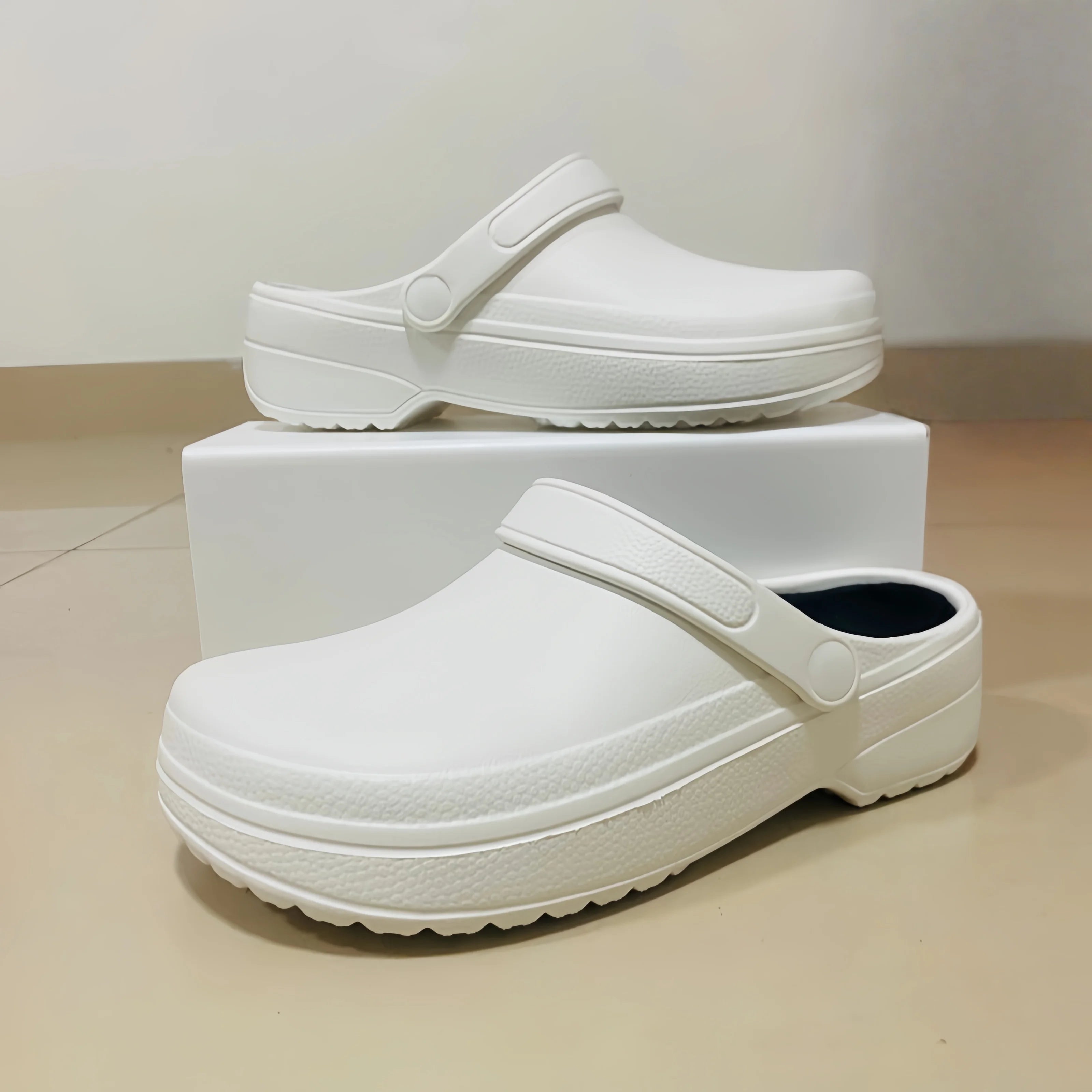 Men's Sandals with Built-In Insoles, Comfortable, Lightweight, Waterproof Chef Work Shoes, Women's Nurse Shoes, Garden Slippers