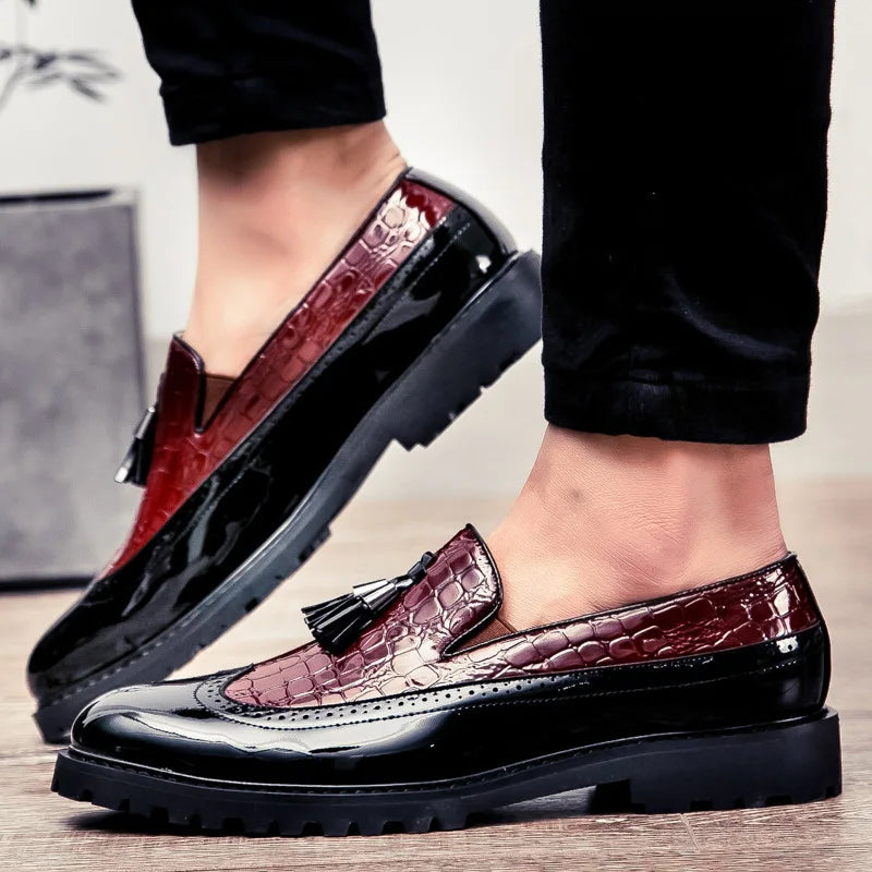 Fashion Shoes Office Shoes Slip-on Shoe Mens Leather Shoe Berathable Moccasins Fringed Men Shoes 2025 New Zapatos Para Hombres