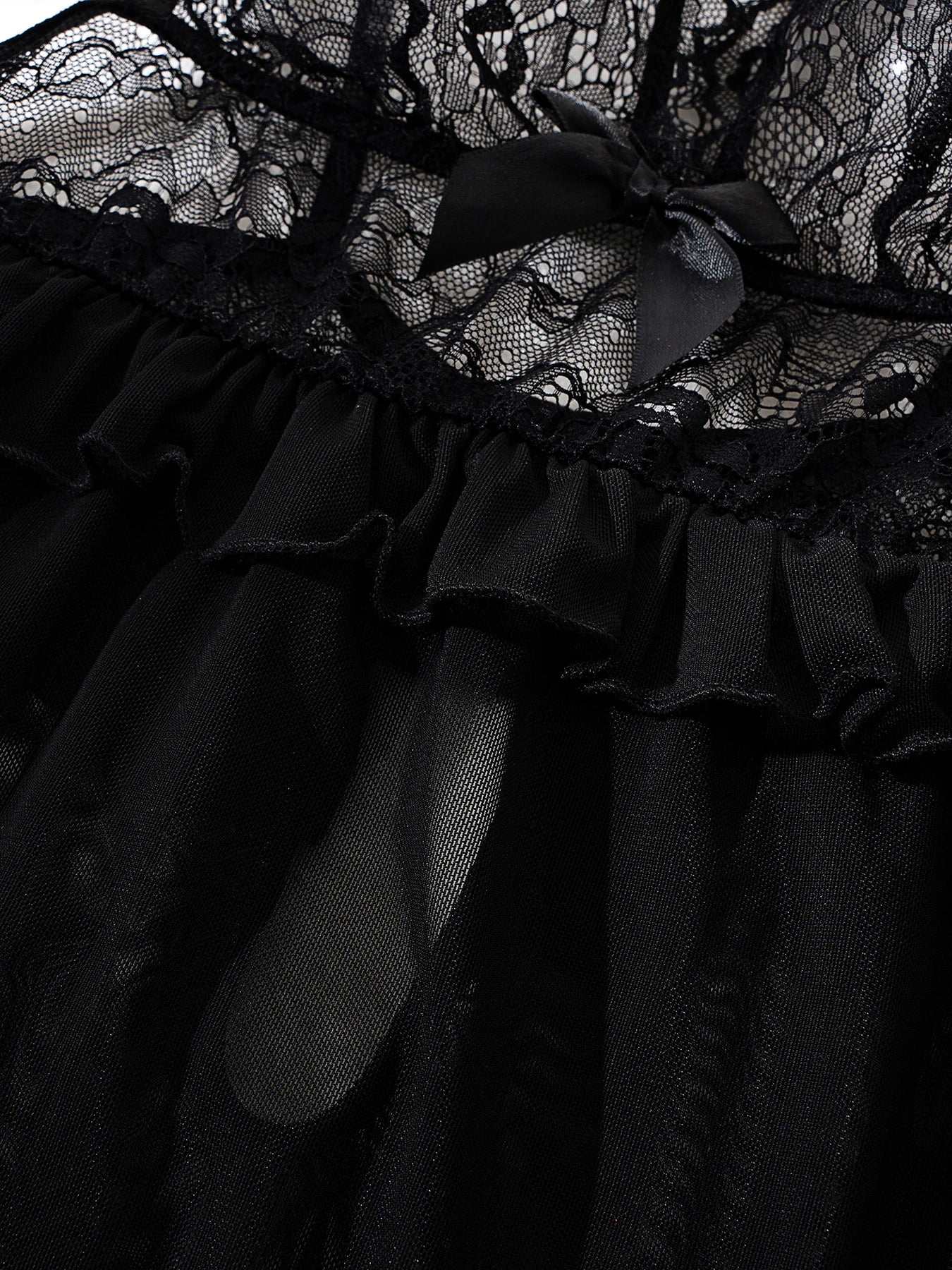 Sexy transparent black lingerie, women's lace nightgown,women's sexy sleeveless nightgown with mesh fabric, V-neckline.lingerie
