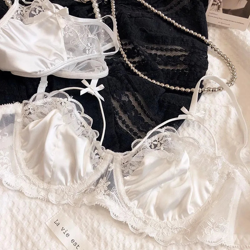 Sexy Women Seamless Bra Set Breathable Chest Gathering Underwear Low-waisted Triangle Panties Teenage Soft Underwear Lingerie