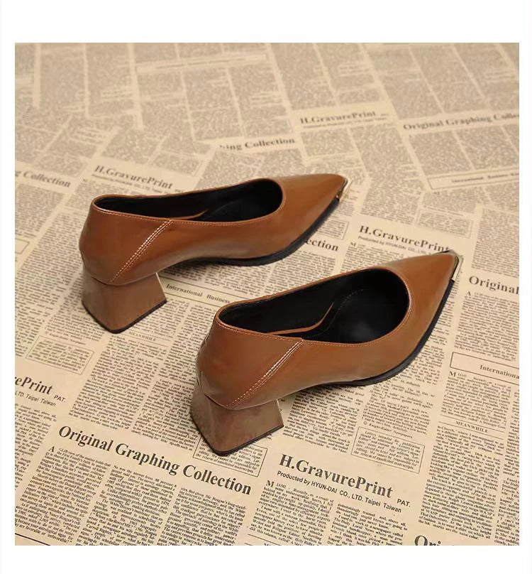 Simple yet elegant sharp-toe stylish lady's single shoe. 2026 new model. Fashionable and versatile high-heeled shoes.