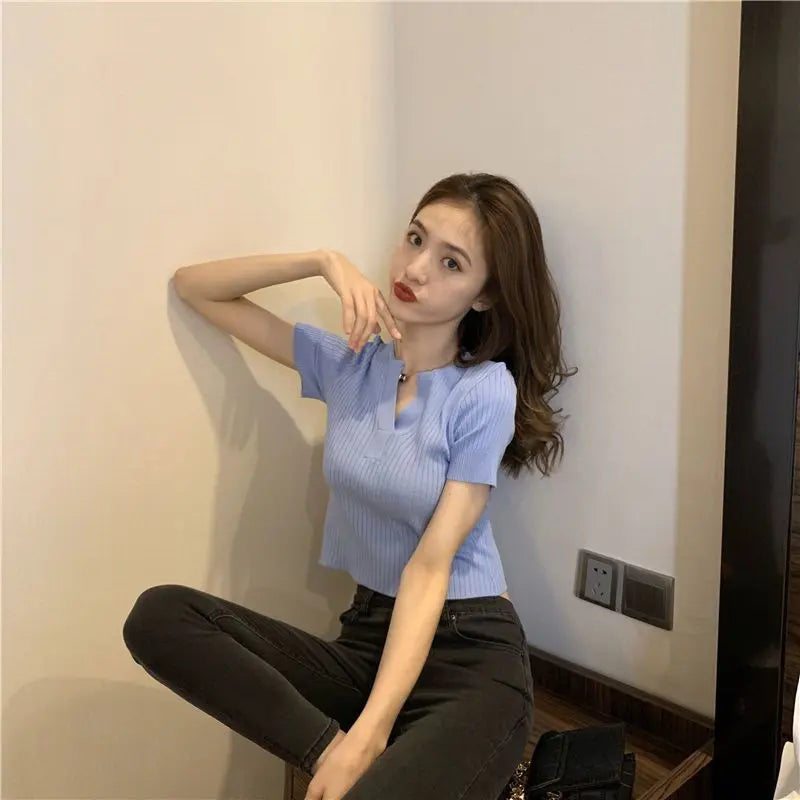 Summer Short-sleeved T-shirt Summer Women's Clothing 2025 New Ins Trendy Spring High-waist Top Short Design Niche