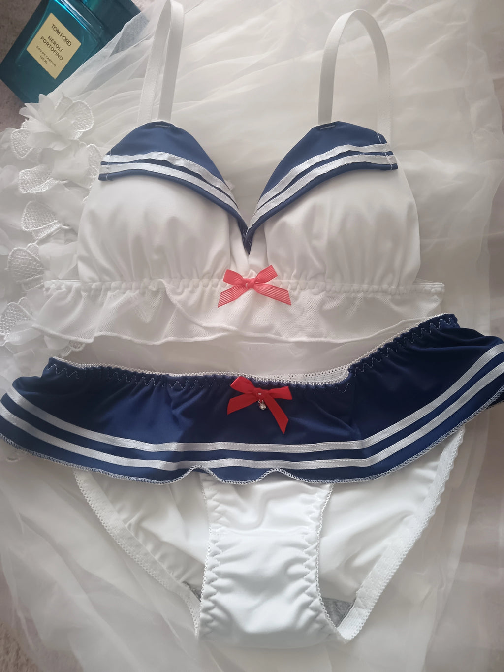 Sexy Bra Set for Women and Girls, Navy Style, Breathable Thin No-Wire Triangle Cup, Lifting and Slimming Bra Two-Piece Set