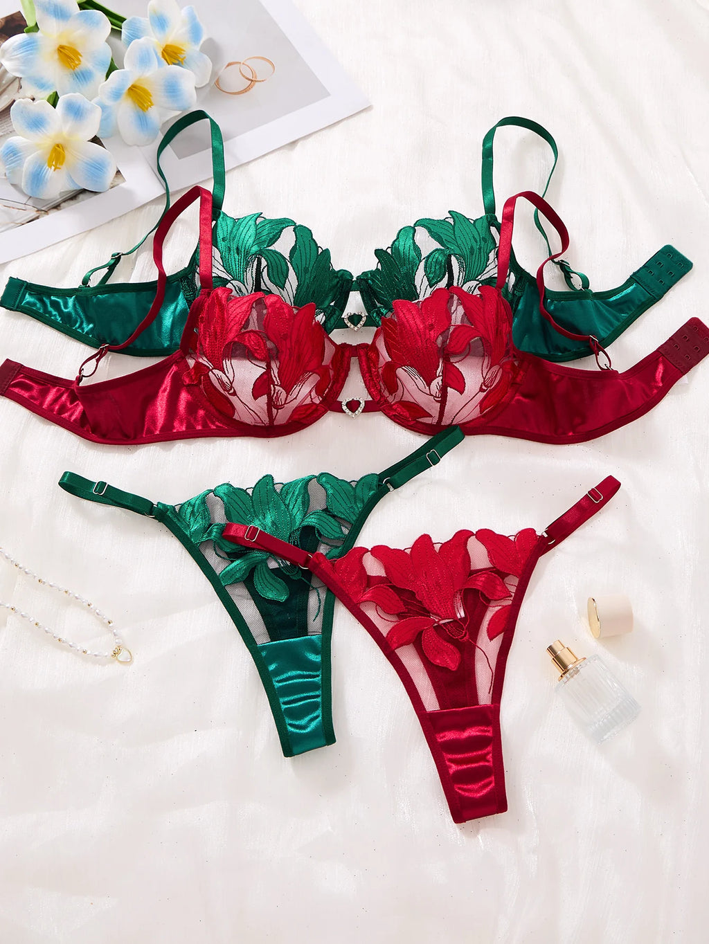 embroidered print pajama set - A set featuring a floral design suitable for women, a sexy bra ZA824031