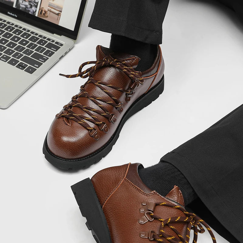 Men's Fashion Leather Shoes Classic luxury designer style Work Office Outdoor Hot selling trendy young shoes Handsome New