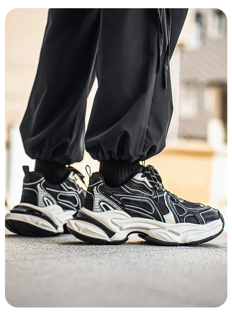Men's Casual Sports Shoes New Arrivals for Autumn and Winter Retro Old-style Sneakers Anti-slip and Durable Sports Running Shoes