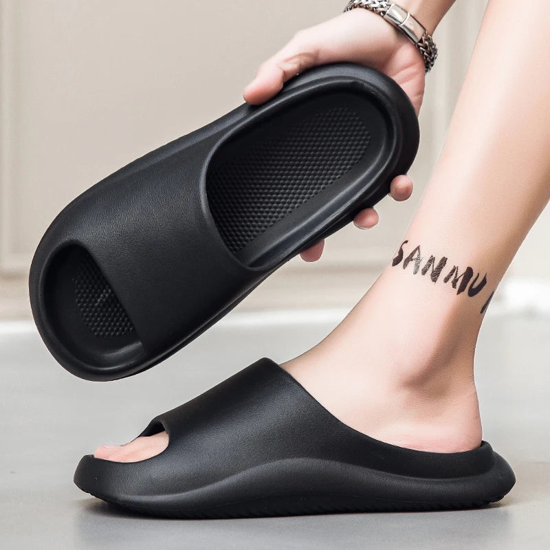 Men's Slippers Fashion Casual Home Sandals Non-Slip Wear-Resistant Soft Soles Couple Style Shoes Thick-Soled Outdoor Beach Shoes