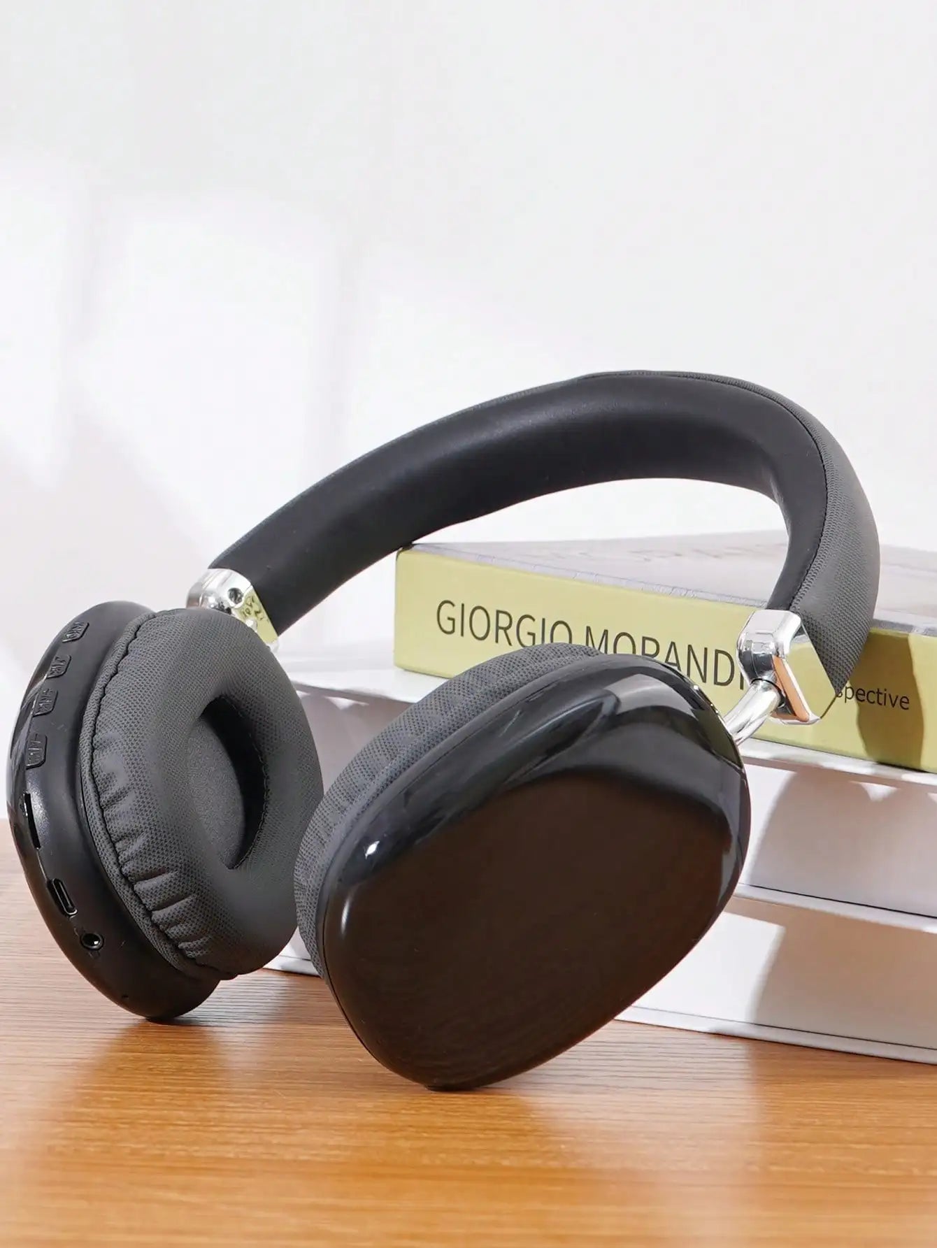 Bluetooth Headphones Over Ear Wireless Headset HiFi Music Gaming Comfortable Mic for iPhone Android PC Travel Sports Gift