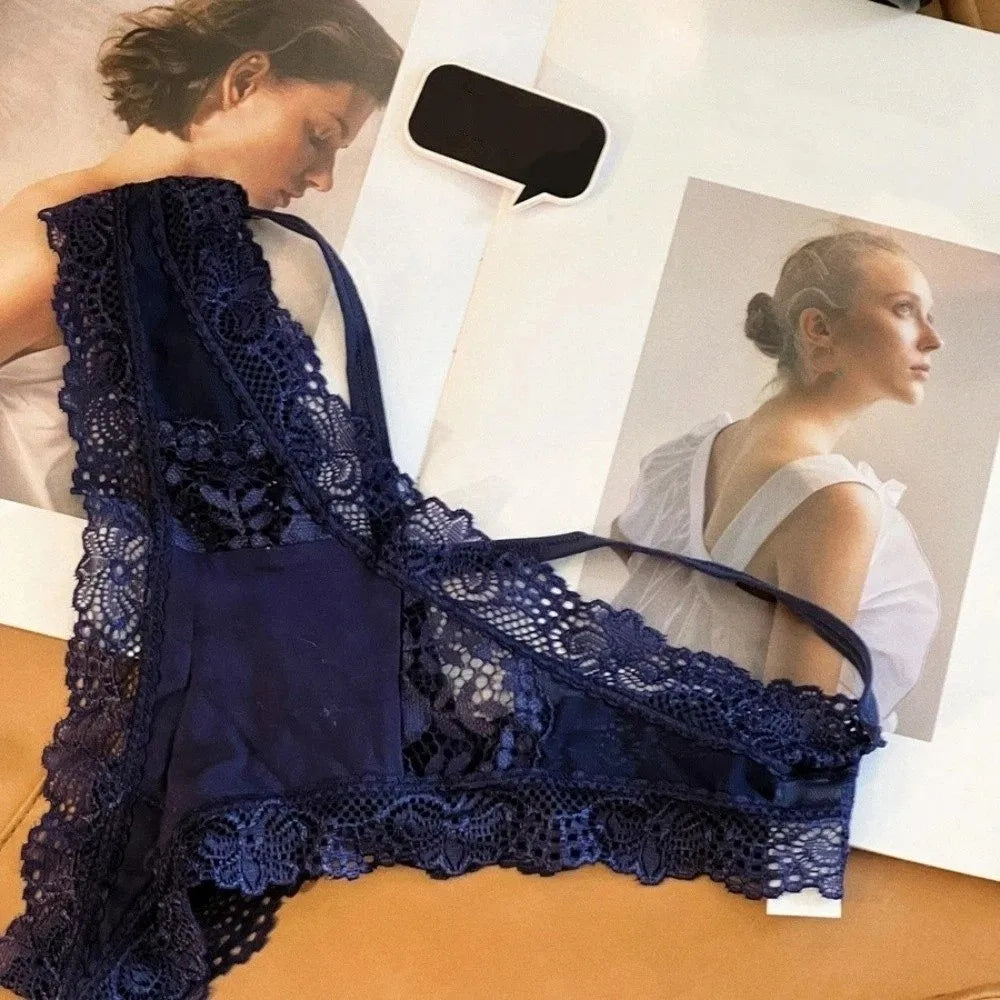 Lingerie Hollow Underwear Women Low Waist Breathable Lady Panties Seamless Briefs Lace Thong Girl Lady