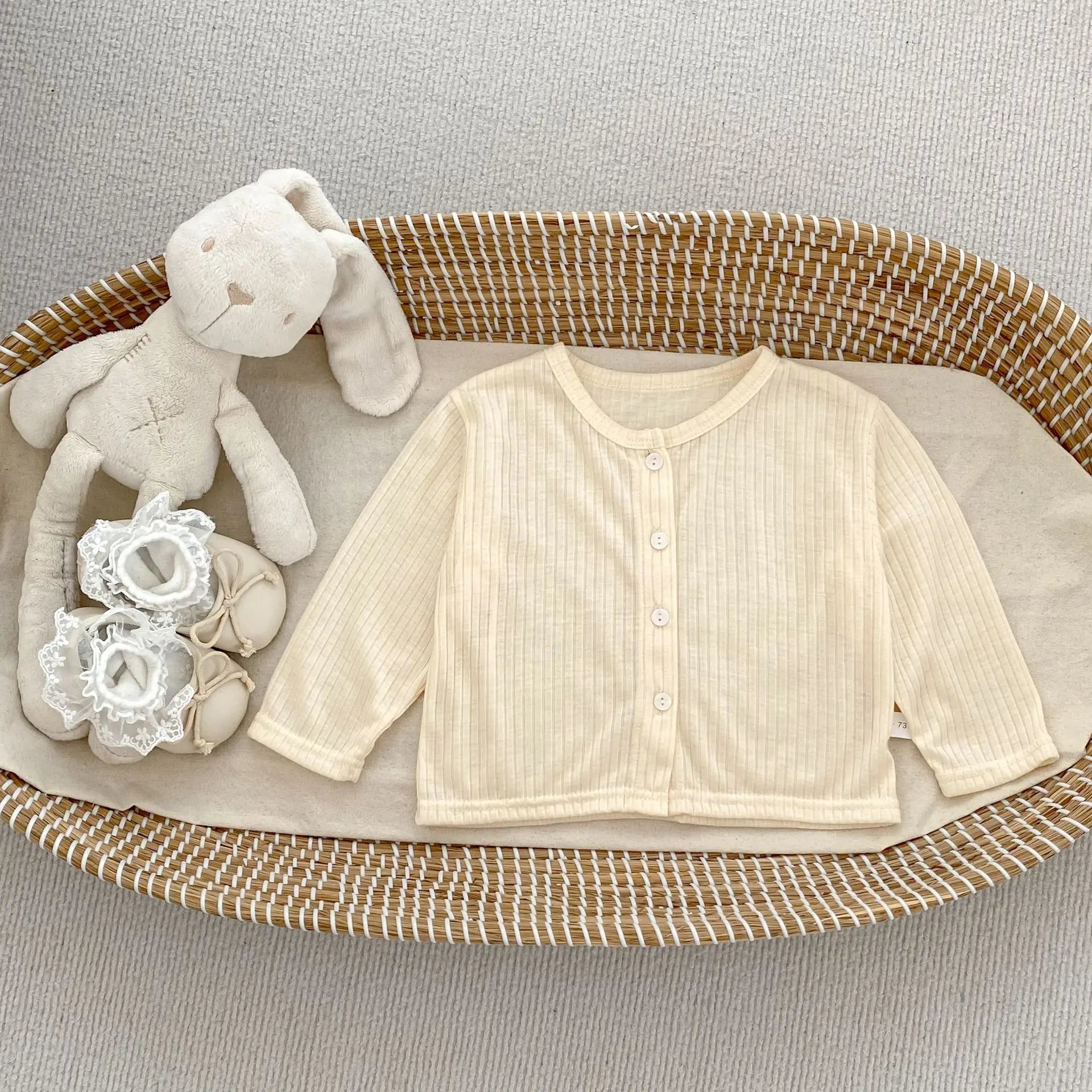 Summer Baby Girl Sunscreen Shirt Solid Color Simple Round Neck Air Conditioning Cardigan Lightweight Breathable Girl's Coat