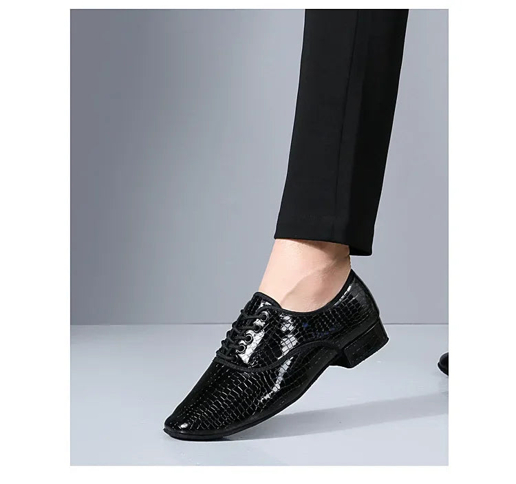 Male Big Size White Dance Shoes Men Soft Leather Latin Shoes Man Jazz Waltz Ballroom Dancing Yoga Train Sneakers Stage Footwear