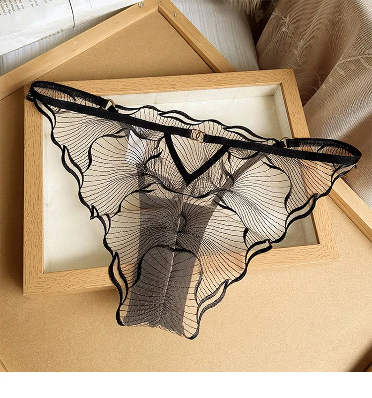 Lingerie Brodée Ultra-Fine Sexy Européenne Minimiseur Pour Gros Seins Dentelle Transparente Amincissante Pure Séduisante 32-38