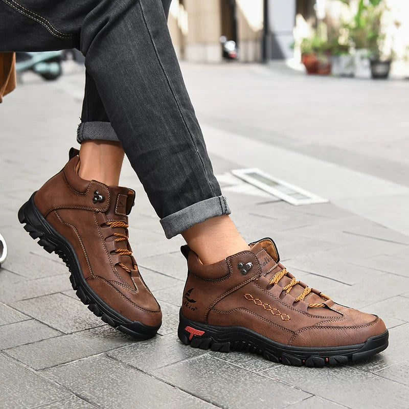 Men's High-Top Round-Toe Fashion Boots Lace-Up Outdoor Hiking Shoes Spring/Fall Thick-Sole Casual Oversized Men's Shoes